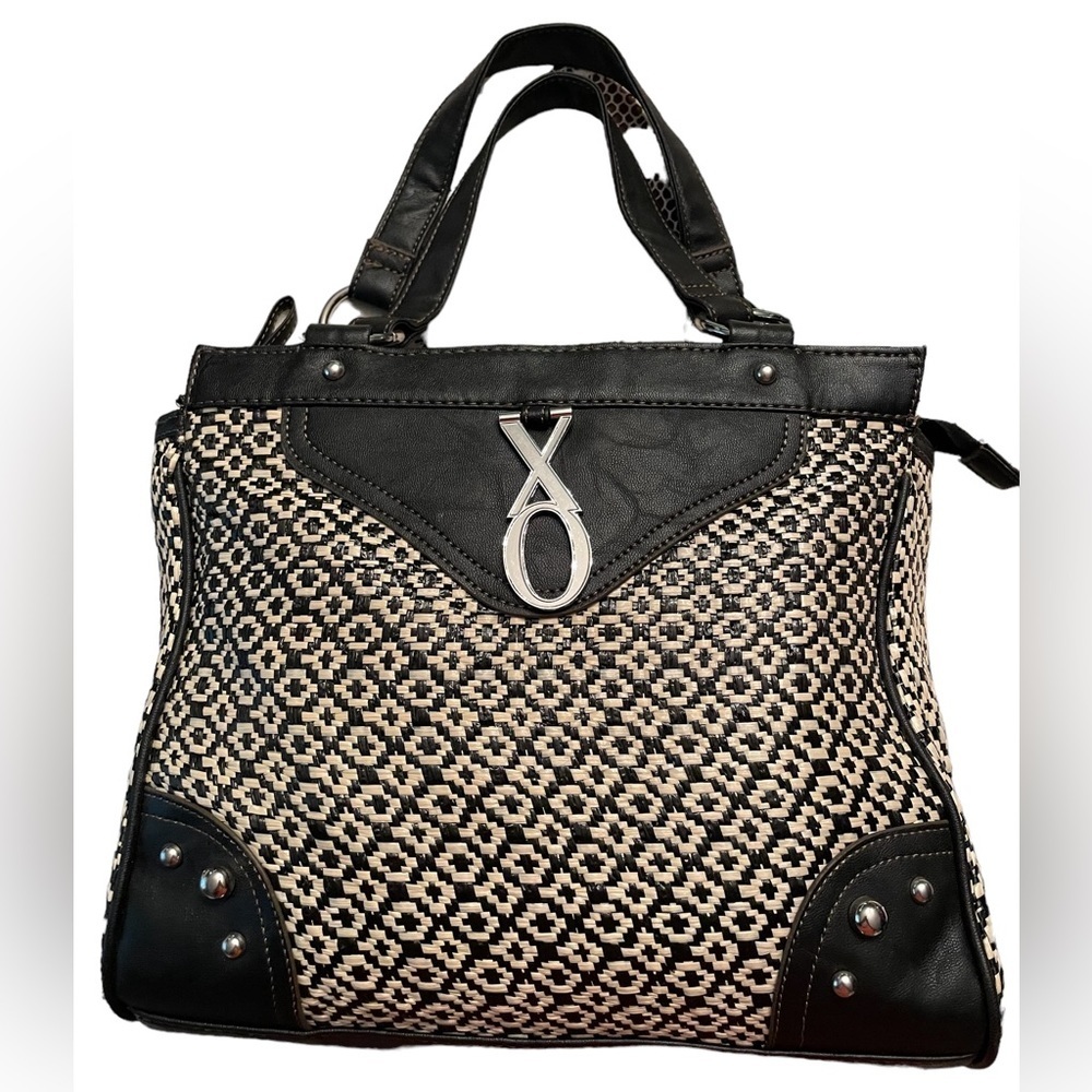 NWT Hugs & Kisses black and white‎ vinyl bag​